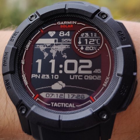 Instinct Tactical watch face